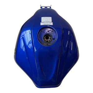 Serbatoio Carburante Originale Yamaha R6 2003-2005, Nuovo, in Metallo, Alluminio e Acciaio con Componenti in Plastica per Moto - Product Image 1