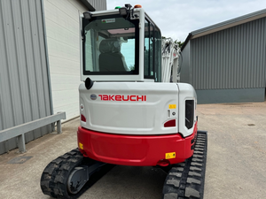 LIVRAISON GRATUITE Mini-excavatrice Takeuchi TB350R, moteur diesel 24,4 CV, cabine fermée, homologuée EPA CE, boîte de vitesses, pompe hydraulique auxiliaire - Product Image 5