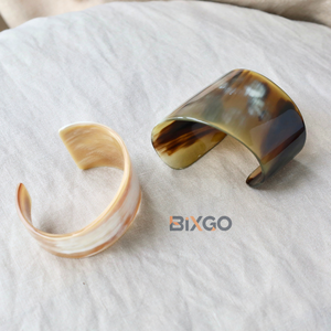 Cuerno de Búfalo Blanco hecho a mano, pulsera cónica en C, pedidos al por mayor personalizados aceptados, diseño de brazalete de moda de Vietnam - Product Image 6