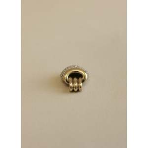 จี้เพชรรูปหัวใจแบบหนา 18K สไตล์วินเทจ พร้อมสายคล้อง - Product Image 5
