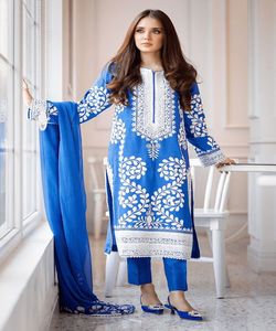 Traje DE BODA Gharara de boutique pakistaní islámico para mujeres musulmanas con Kameez y Dupatta bordados en estilo de fiesta - Product Image 1