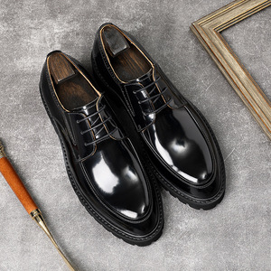 Zapatos Brogue de Gamuza Suave con Bordes Perforados y Suela Ligera, Zapatos Casuales para Hombre, Zapatos de Moda - Product Image 3