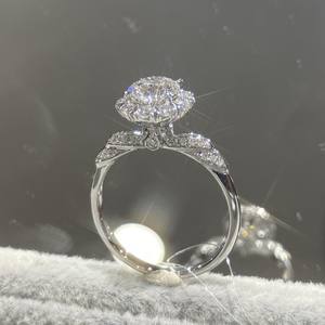 花束形ラウンドカットIgi認定ラボ成長ダイヤモンドリング女性1カラット婚約ダイヤモンド結婚指輪 - Product Image 6