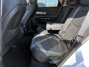 รถ SUV/Crossover ปี 2022 รุ่น G - GV70 2.5T AWD สภาพดี ราคาคุ้มค่า - Product Image 4