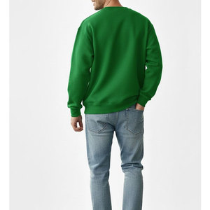 Sudadera cómoda hecha de tejido polar de primera calidad, corte holgado, perfecta para uso casual en invierno y estilo urbano. - Product Image 5