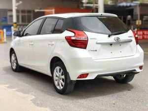 Toyota Yaris Sedán Usado 2020 Transmisión Automática en Excelentes Condiciones en Venta a Precio Económico - Product Image 6