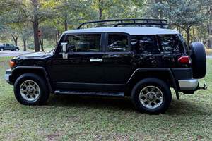 cLEAN 2012 To-yo-ta FJ Crui-ser - Product Image 5