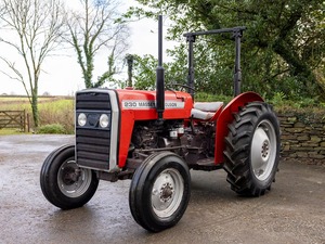 รถแทรกเตอร์มือสอง Massey Ferguson 230 สีแดง เครื่องยนต์เกษตร 70 แรงม้า อุปกรณ์การเกษตรมือสอง - Product Image 1