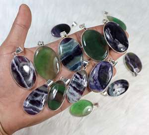 จี้คอฟลูออไรต์ผสมธรรมชาติสําหรับผู้หญิง เครื่องประดับพลอยฟลูออไรต์ที่น่าทึ่ง ผสมรูปร่างและขนาด จี้ชุบเงิน - Product Image 5