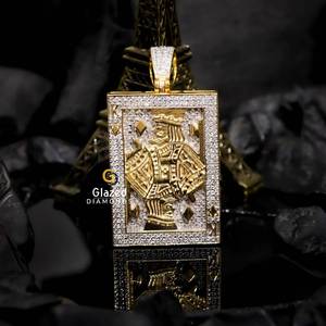 Pass Diamond Tester Hip Hop King Card Poker Pendentif en argent sterling 925 en diamants ronds de Moissaniite taillés en brillant - Product Image 1