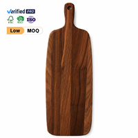 Planche à découper longue en bois de noyer de qualité supérieure avec trou de suspension, planche à découper étroite en bois pour servir le pain et le fromage