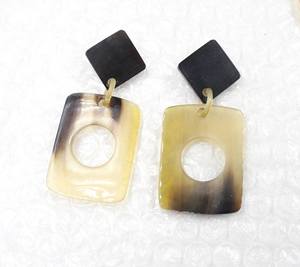 Boucles d'oreilles artisanales en corne de buffle de haute qualité, style classique, très vendues, bijoux en corne de buffle naturelle - Product Image 3