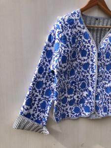 Chaqueta acolchada de algodón boho hecha a mano con estampado indio de loto para mujer, abrigo con estampado en bloques, fabricante al por mayor, lo mejor para ella. - Product Image 2