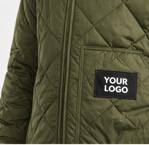 Veste bomber matelassée vert olive pour homme, OEM ODM, logo personnalisé, veste légère rembourrée pour l'hiver et l'automne, surpiqûres en losange - Product Image 3