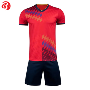 Maillot de football simple de couleur unie personnalisé de la plus haute qualité pour les vêtements de football d'entraînement en équipe - Product Image 4