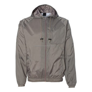 Chaqueta cortavientos deportiva para hombre con logotipo personalizado OEM ligera de secado rápido Softshell para montar al aire libre con cuello levantado - Product Image 3