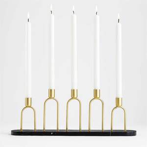 Support conique décoratif en métal parfait pour la décoration de la table à manger et le cadre romantique aux chandelles - Product Image 1