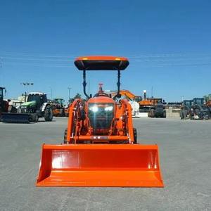 Tractor de Jardín Mini Kubota L2502HST Usado, 80hp, 4x4, con Cargador Frontal y Retroexcavadora, Duradero - Product Image 2