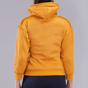 Sweats à capuche pour femmes avec logo et écriture personnalisés fabriqués avec un matériau de qualité supérieure Vêtements décontractés pour femmes Nouvelle collection pour femmes - Product Image 4