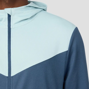 Conjunto de Chándal Deportivo para Hombre, Chaqueta Cortavientos con Capucha y Pantalones de Correr, Diseño Personalizado de Alta Calidad OEM para Invierno - Product Image 4