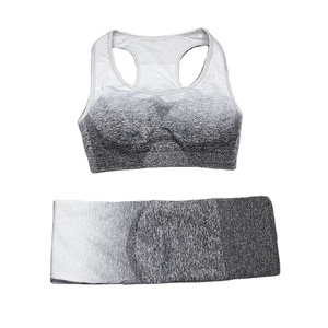 Ensemble de fitness sans couture pour femmes, leggings à taille haute avec design dégradé et soutien-gorge de sport, vêtements de sport, ensembles de yoga - Product Image 5