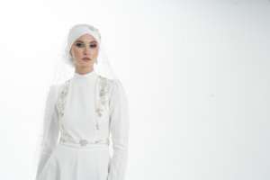 Robe Abaya de couleur ivoire avec Cape pour femmes musulmanes, robe de mariage avec coiffure, exclusivité islamique - Product Image 2