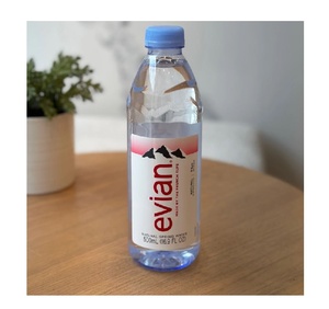 Restez en bonne santé et hydraté avec l'eau Evian en vente, une eau de source naturellement riche en minéraux, provenant de sources alpines immaculées, pour un usage quotidien. - Product Image 3