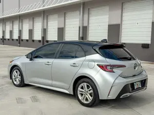 Toyota Corolla Hatchback SE 2020 d'occasion en bon état - Product Image 6
