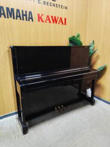 เปียโนยามาฮ่า U1H นำเข้าจากญี่ปุ่น ขายเปียโนตั้งพื้น 88 คีย์ เสียงเสถียร คุณภาพดี ขายส่งและส่งออก 2371792 - Product Image 3