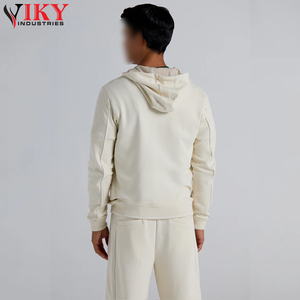 ชุดสตรีทแวร์ผู้ชายมีฮู้ดและกางเกงขาสั้นเอวสูงมีเชือกรูดสีต่างๆ - Product Image 3