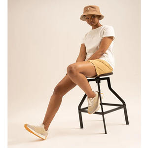 2024 nouveauté Design de mode couleur unie femmes T-shirts haute qualité Logos respirant T-Shirts - Product Image 3