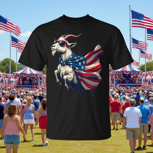 Maglietta con Capra Patriottica in Mantello con Bandiera Americana e Occhiali da Sole per Promozioni - Product Image 3