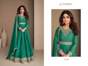 ÚLTIMO BATA DE TRABAJO IMPRESO DIGITAL DE CHINNON CON DUPATTA - Product Image 5