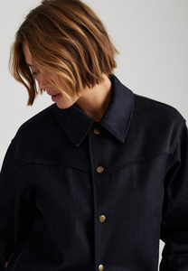 Dernière veste de baseball universitaire Lennox Bold Play pour femmes avec logo personnalisé veste de culture Letterman en laine noire traitement tricoté - Product Image 6