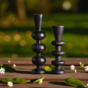 Bougeoir en bois à six colonnes, idéal pour la décoration intérieure, centre de table et éclairage festif, fabriqué à la main en Inde - Product Image 3