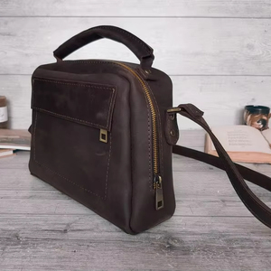 Vente en gros d'usine de sacs à main design de qualité supérieure Sac à main de marque de luxe en cuir véritable Chip Sac à bandoulière LCBB-0040 - Product Image 1