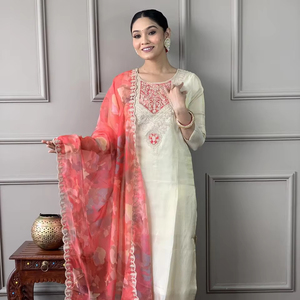 Diseñador Party Wear Heavy Chanderi Secuencia Codificación Bordado Trabajo Con Mangas Completas Top y Pantalón Con Seda Impreso Dupatta - Product Image 1