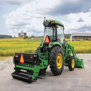 John Deeree 4075R usado y nuevo En stock Tractor compacto de servicio pesado Entrega rápida con economía de combustible superior y comodidad del operador - Product Image 1