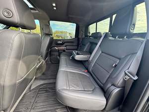 GMC SIERRA 1500 DENALI CREW CAB 4X4 2021 USADO, Volante a la Izquierda/Derecha - Product Image 2