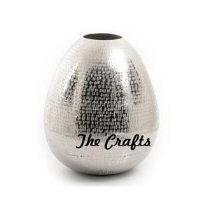 Vase à fleurs de la plus haute qualité, fait main, en aluminium martelé, pour décoration de mariage et accessoires. - Product Image 3