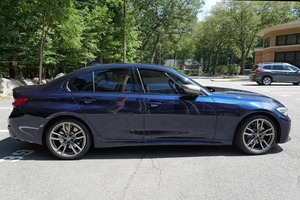 รถยนต์มือสองระดับพรีเมียม ปี 2021 บีเอ็มดับเบิลยู เอ็ม340ไอ เอ็กซ์ไดรฟ์ เครื่องยนต์เทอร์โบ 6 สูบ 382 แรงม้า ระบบขับเคลื่อนสี่ล้อ - Product Image 2