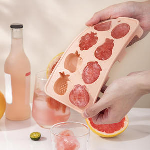 Moule à glaçons en silicone Saint-Valentin, fruits, fraise, pastèque, aliments pour bébé, gâteau vapeur, pudding, congélation rapide, démoulage facile - Product Image 1