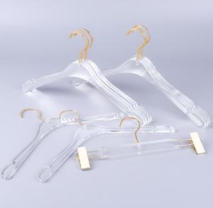 Cintres en acrylique élégants de qualité supérieure à prix d'usine 2025 pour l'affichage élégant de vêtements pour adultes et de robes de mariée - Product Image 5
