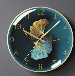 Horloge murale en résine Love MODEL pour la décoration de la maison, faite à la main, peinte à la main, style européen, forme ronde, meilleure qualité, prix de gros - Product Image 2