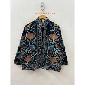 Gulbadan Noir เสื้อแจ็กเก็ตกำมะหยี่ suzani ปักด้วยมือสีดำสำหรับฤดูใบไม้ร่วง - Product Image 3