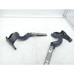 SEAT Alhambra 3rd Series (10>) บานพับฝากระโปรงหน้าขวาและซ้าย 7N0823301B - Product Image 3