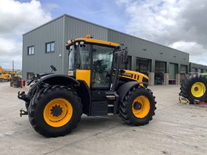 NOUVEAU/OCCASION Vente Flash Prix Usine Puissant Excellente Qualité Nouvelle Marque 2022 Tracteurs JCBS Fastrac 4220 à Vendre - Product Image 3