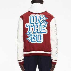 Chaqueta universitaria personalizada para hombre, fabricante OEM, lana y piel sintética, estilo de béisbol clásico con parches de chenilla, pedidos al por mayor - Product Image 2