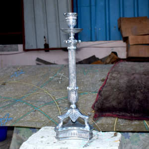 Menorah en métal fait à la main élégante en forme de pilier traditionnel Hanukkah bougeoir de noël décor à la maison pots de bougie religieux - Product Image 3