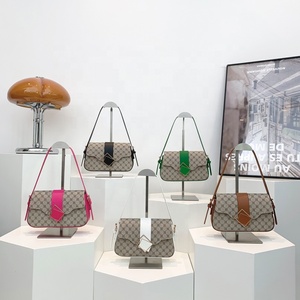 Sacs à bandoulière tendance <span class=keywords><strong>pour</strong></span> femmes, style été 2025, <span class=keywords><strong>en</strong></span> PU imperméable avec texture cousue, à sangle unique - Product Image 1